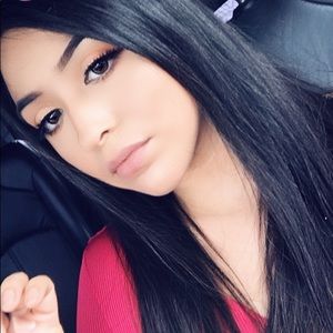 Meet your Posher, Jasmine